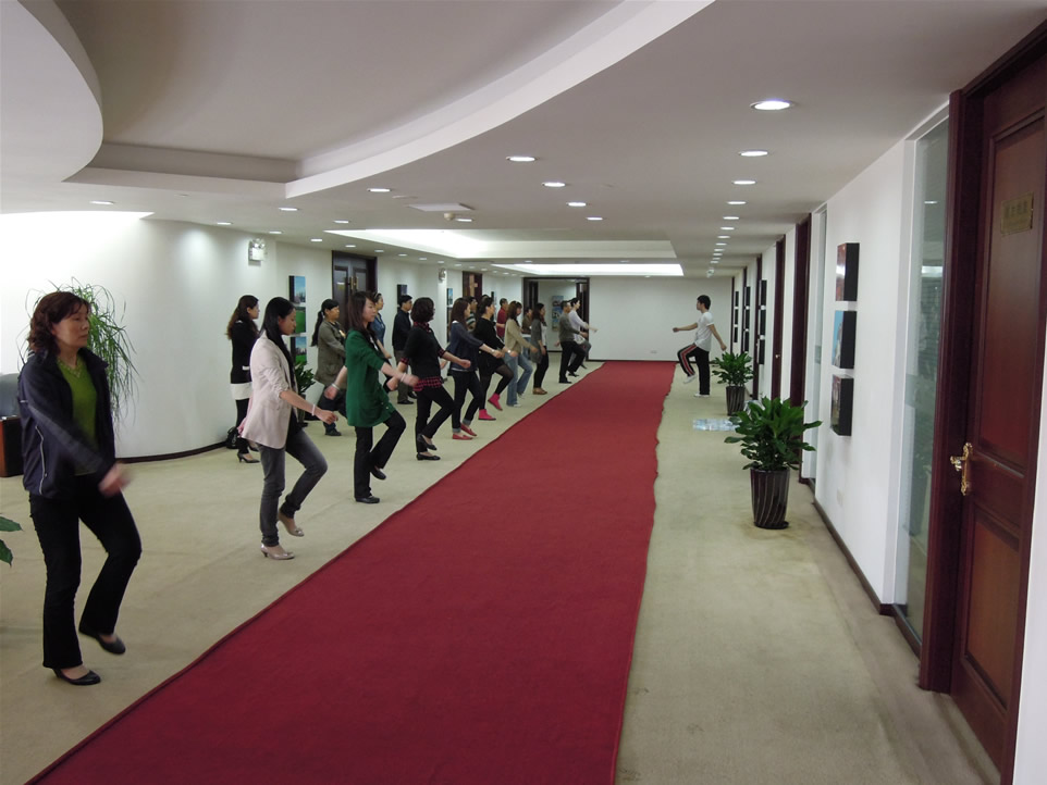 20120428103217114476