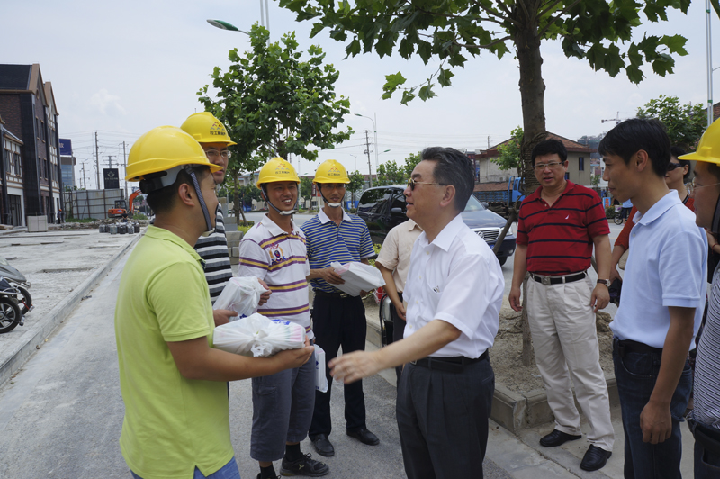 20120704105722413548