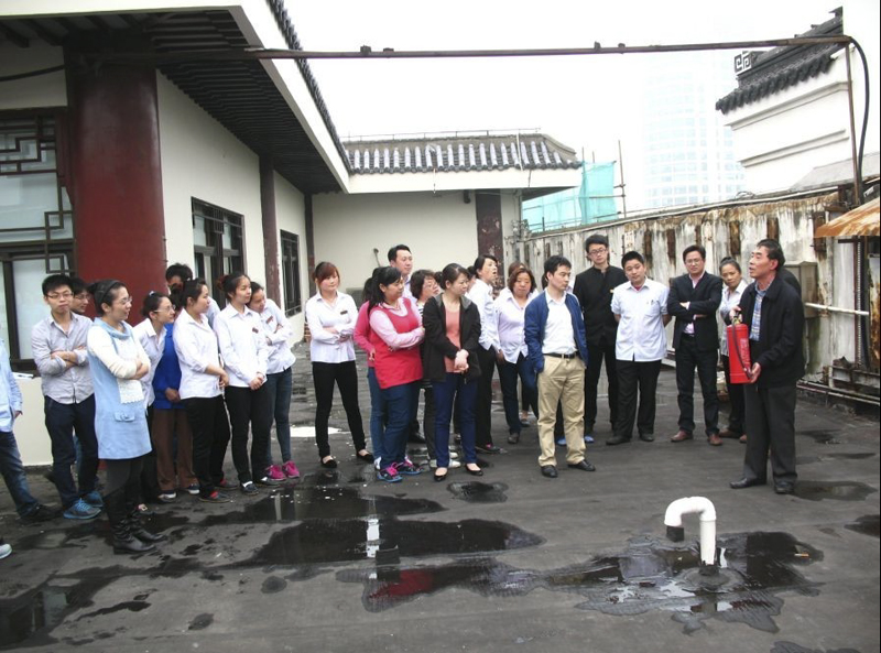 20140429125509355080