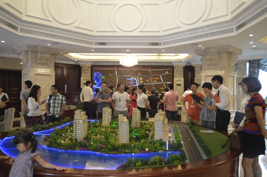 20140820092052120431