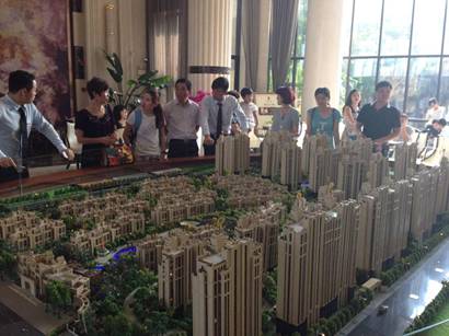 20140925100145703001